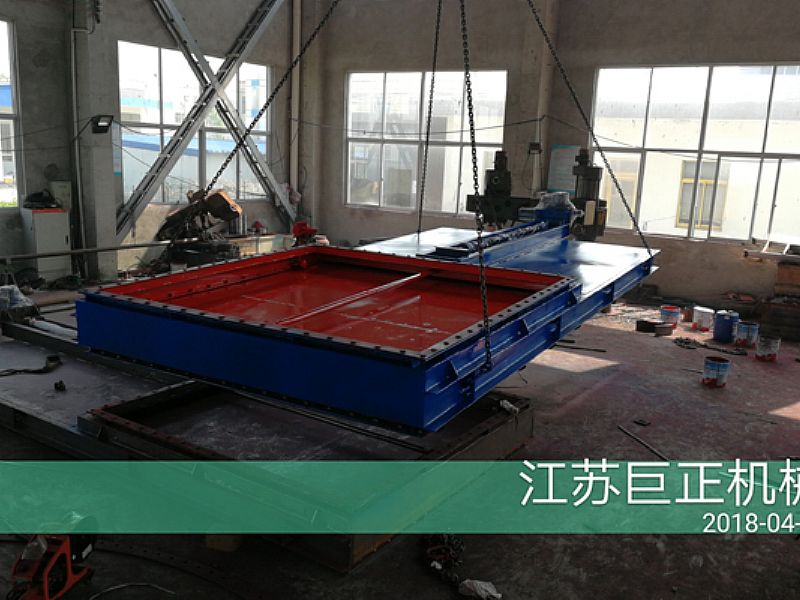 方形擋板門（寬3m）已成型，后期噴漆展示圖