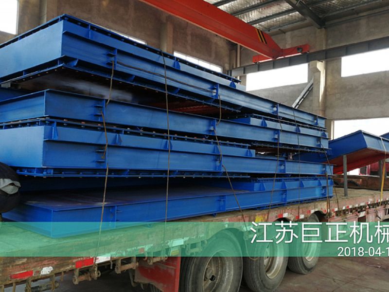 擋板門現(xiàn)場發(fā)貨裝車，待發(fā)往河北
